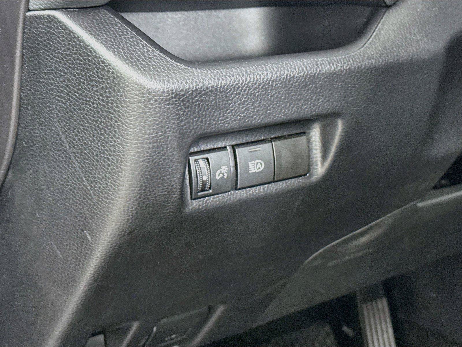 Certified 2025 Toyota RAV4 LE AWD/4WD image 15