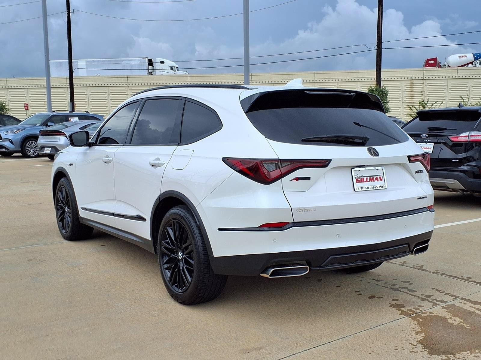 Used 2025 Acura MDX A-Spec w/ Advance Package AWD/4WD image 2