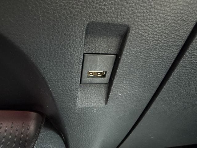 Used 2021 Toyota Corolla LE FWD image 20