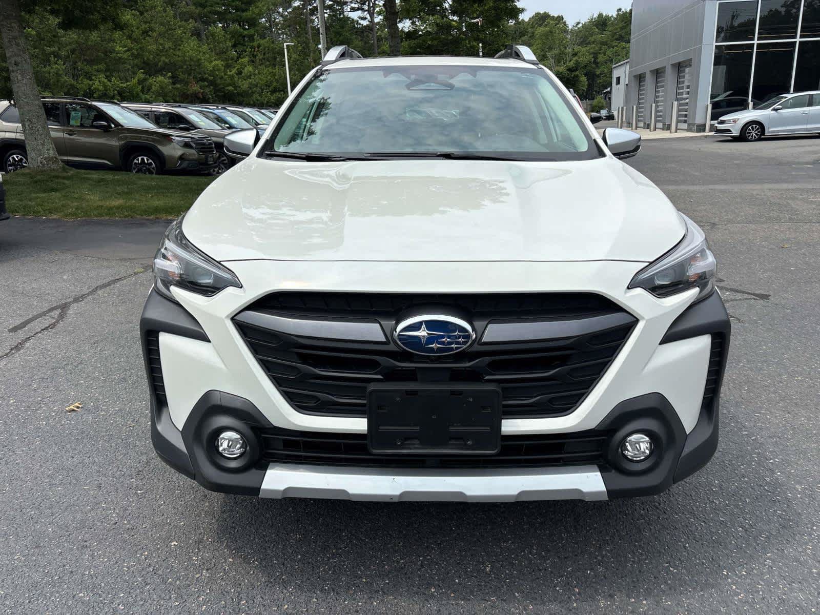 Used 2023 Subaru Outback Touring AWD/4WD image 8