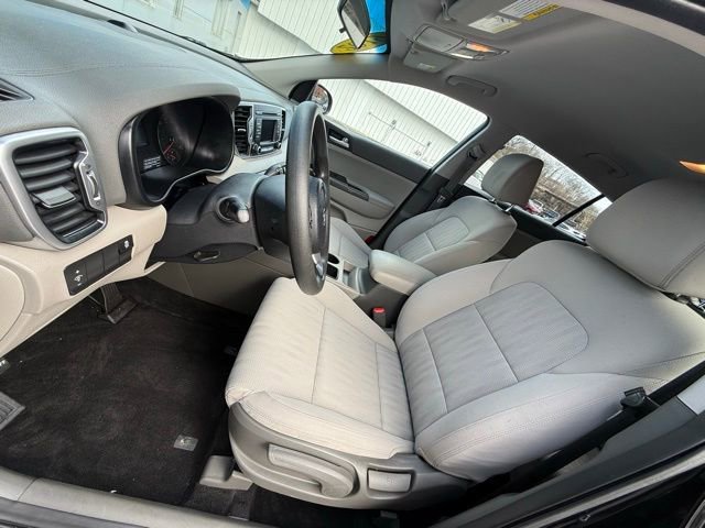 Used 2019 Kia Sportage LX image 13