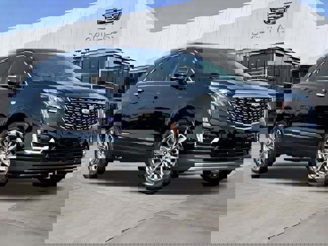 New 2025 Cadillac XT5 Premium Luxury w/ Technology Package FWD image 2