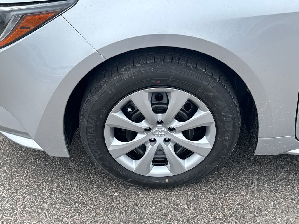 New 2026 Toyota Corolla LE FWD image 14
