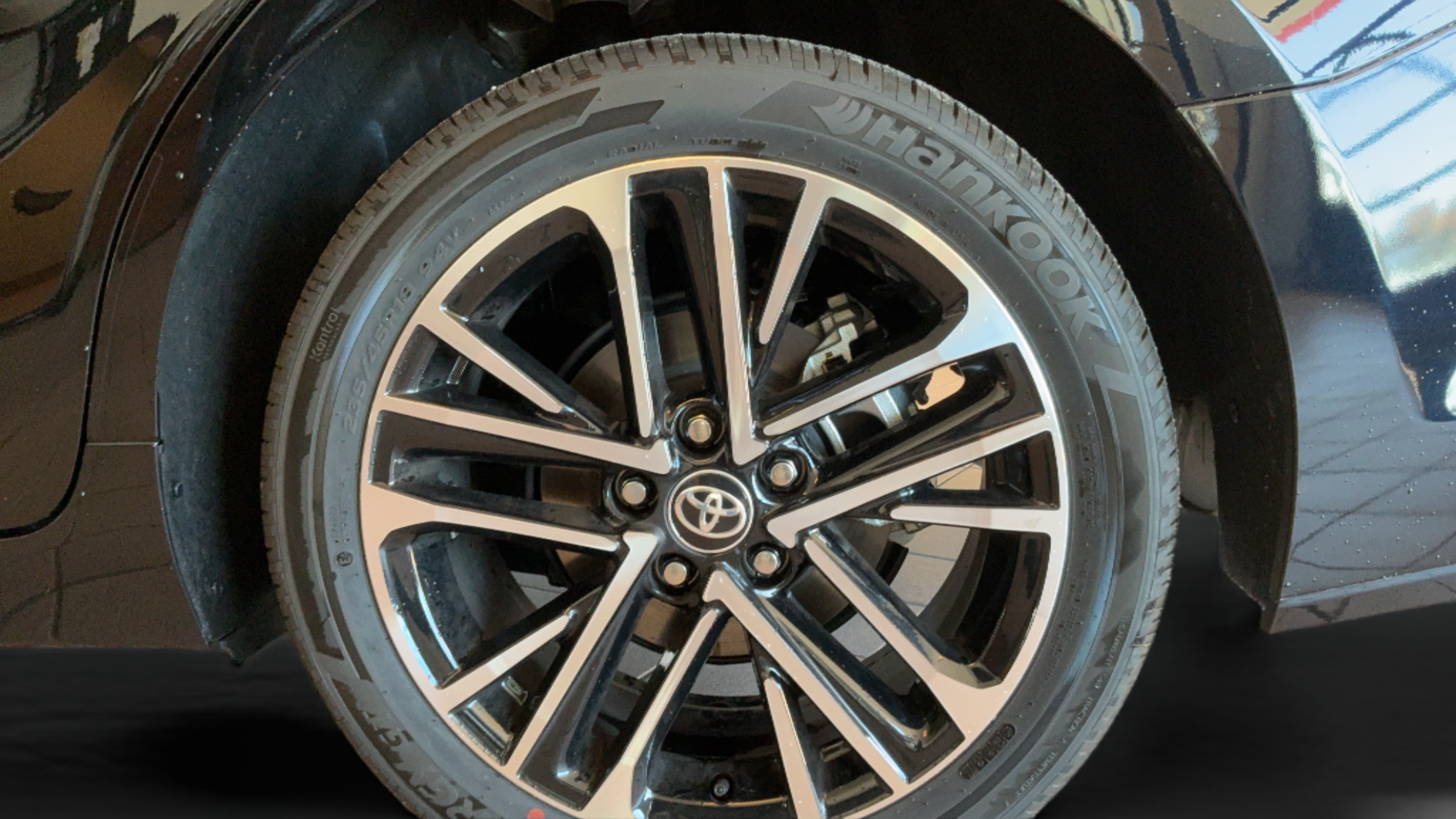 Used 2026 Toyota Camry XLE AWD/4WD image 37