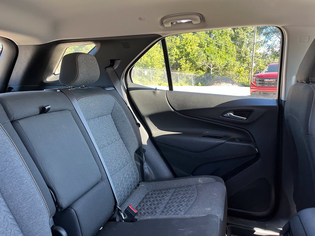 Used 2022 Chevrolet Equinox LT FWD image 40