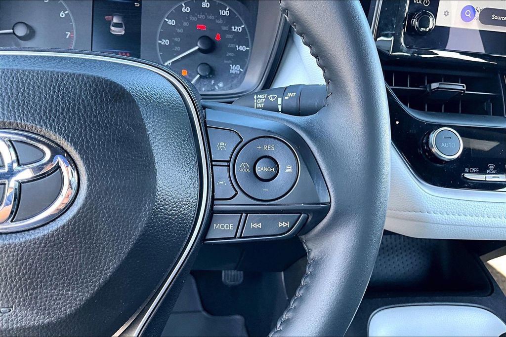 Used 2024 Toyota Corolla SE image 12