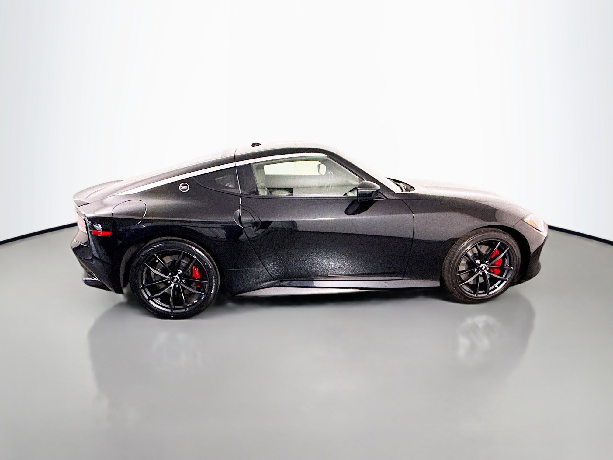 Used 2024 Nissan Z Performance w/ Floor Mat Package RWD image 11