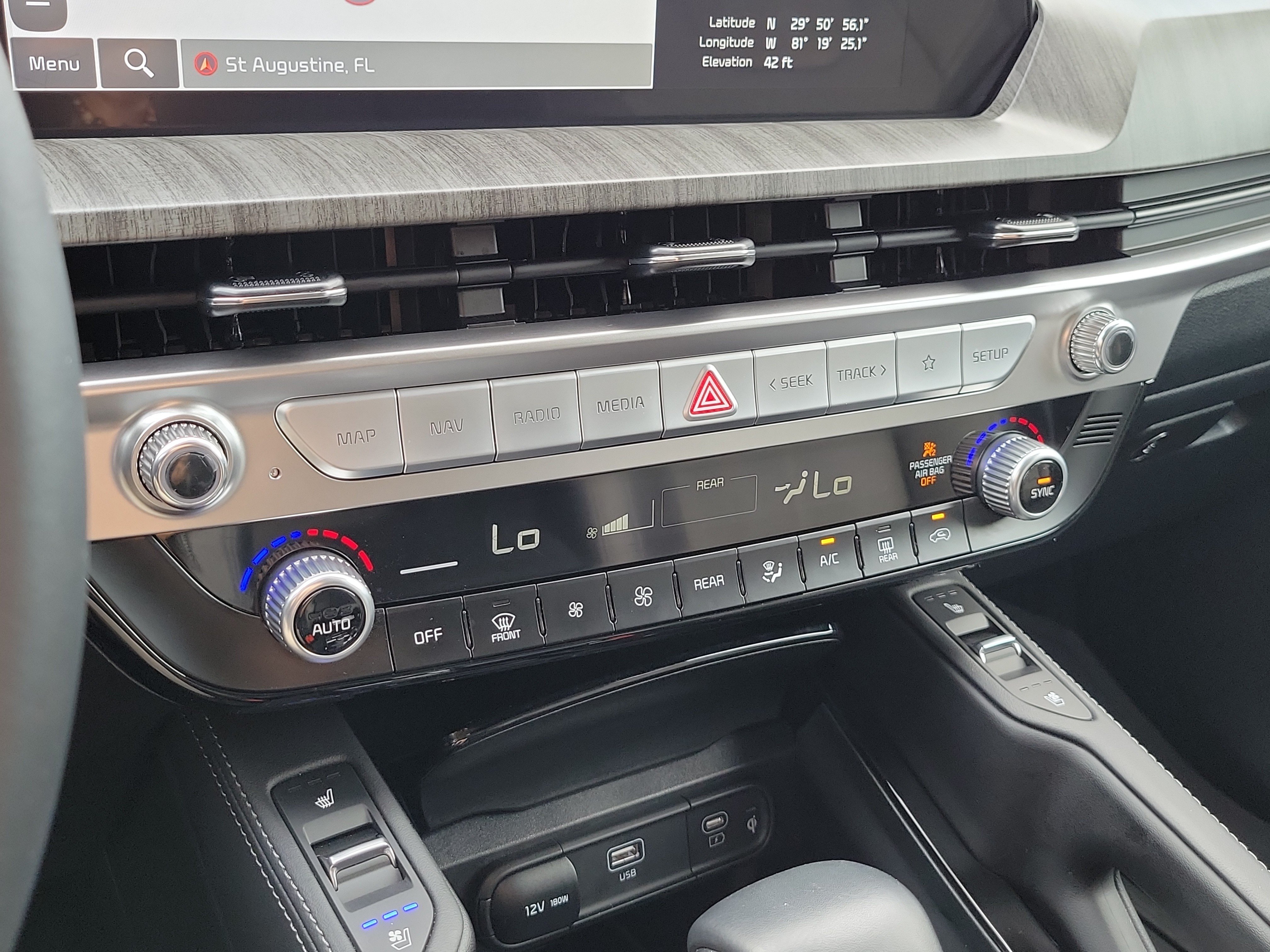 Certified 2025 Kia Telluride EX FWD image 34