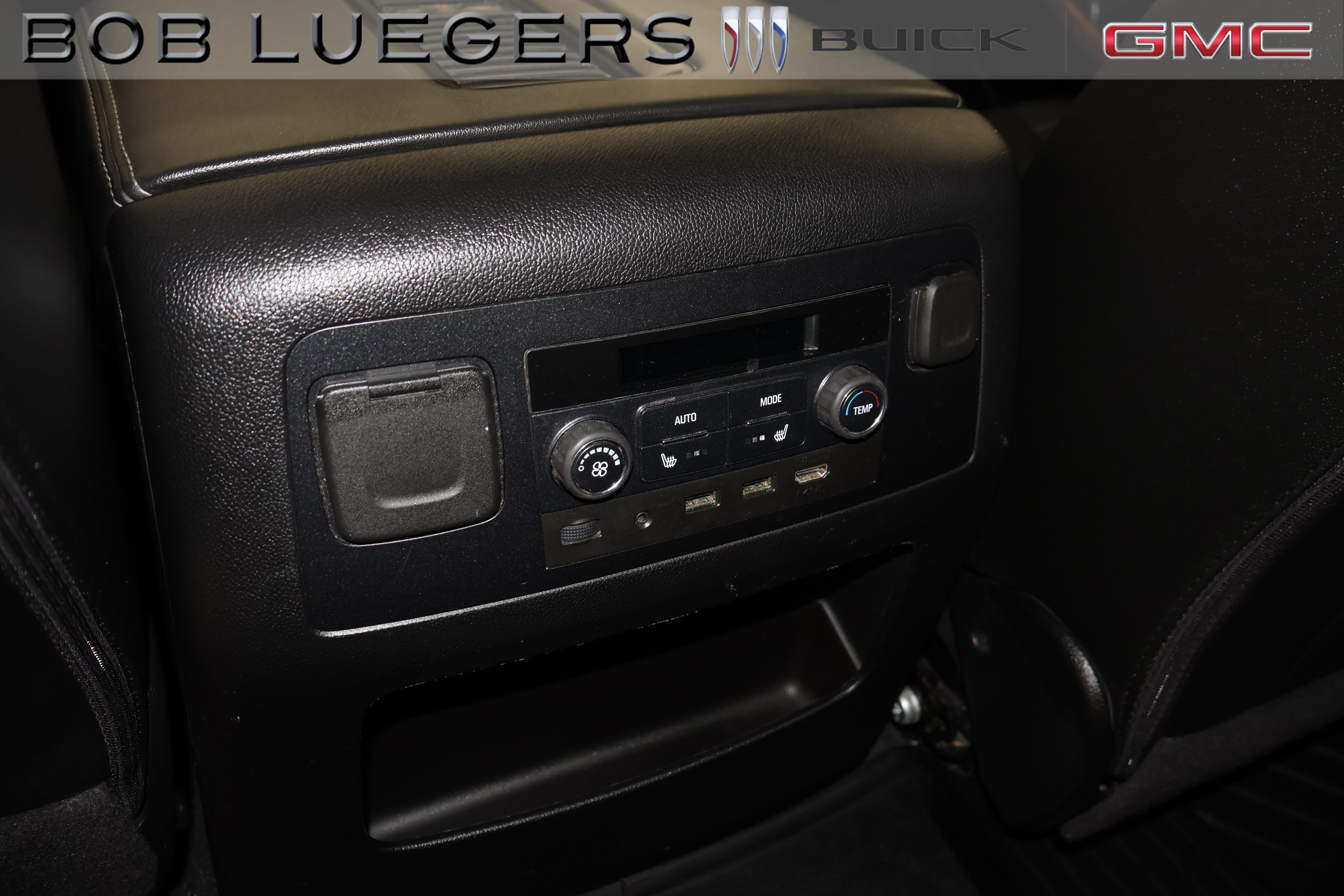 Used 2020 Chevrolet Tahoe Premier AWD/4WD image 12