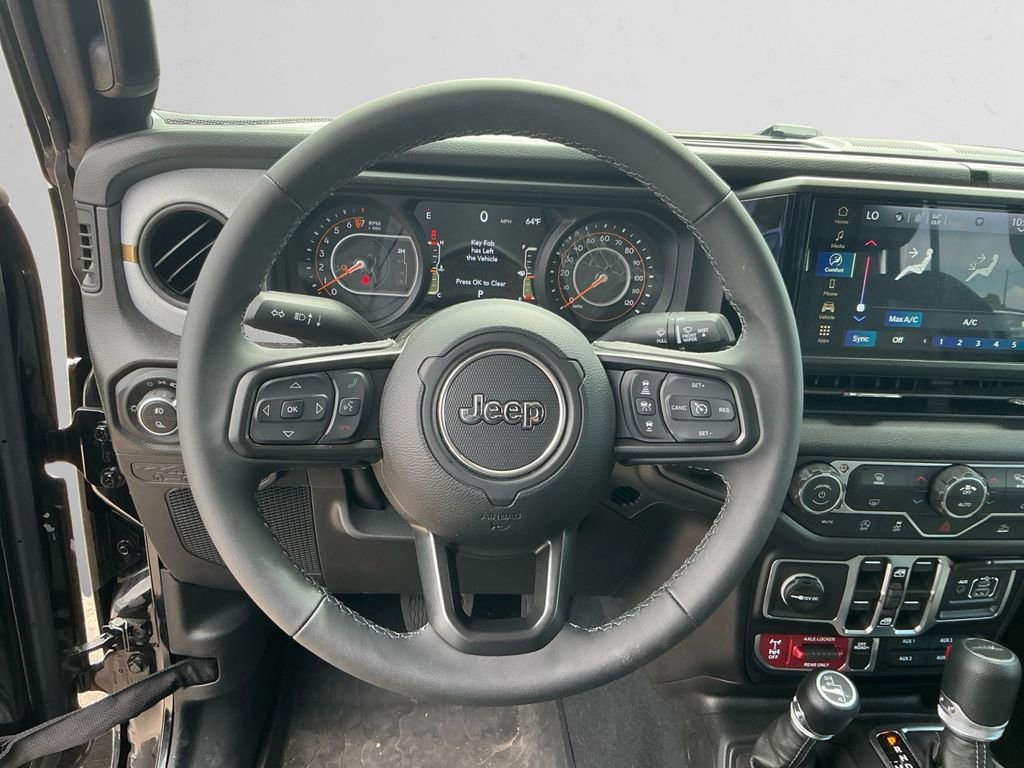 Used 2026 Jeep Gladiator Sport AWD/4WD image 12