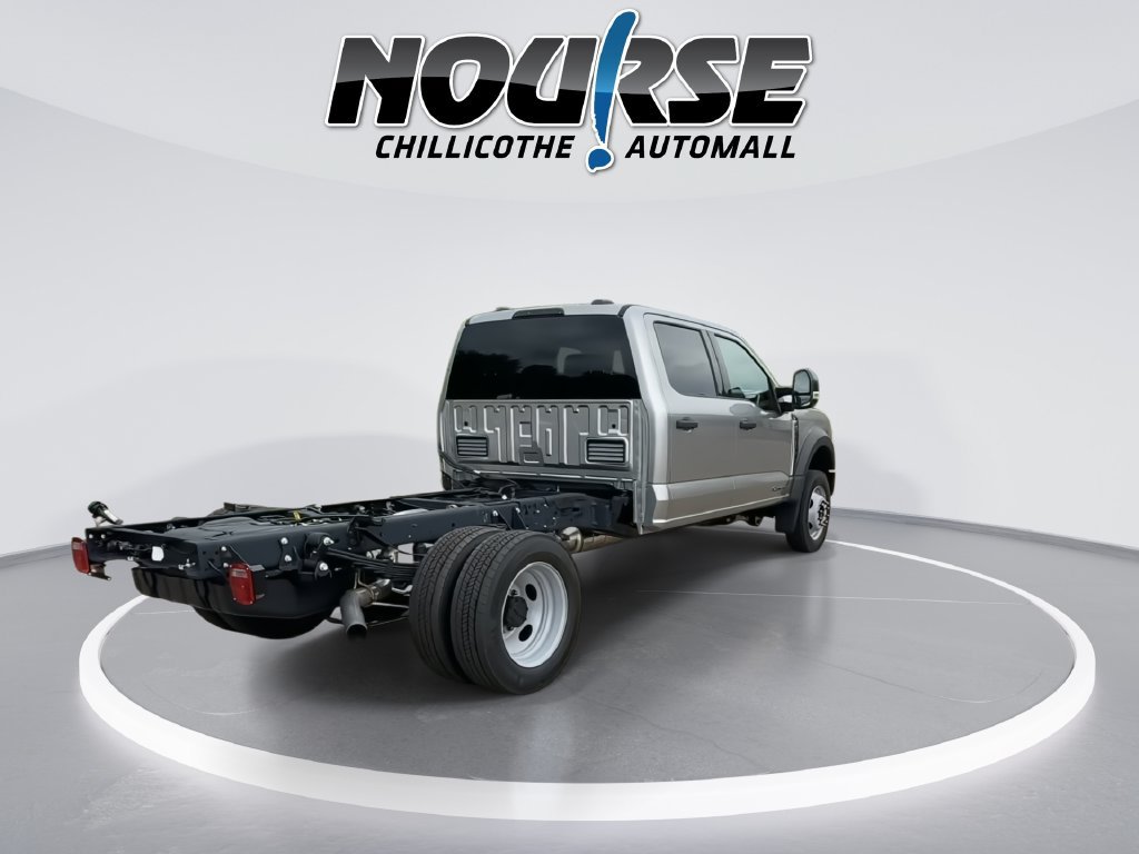 New 2027 Ford F550 4x4 Crew Cab image 8