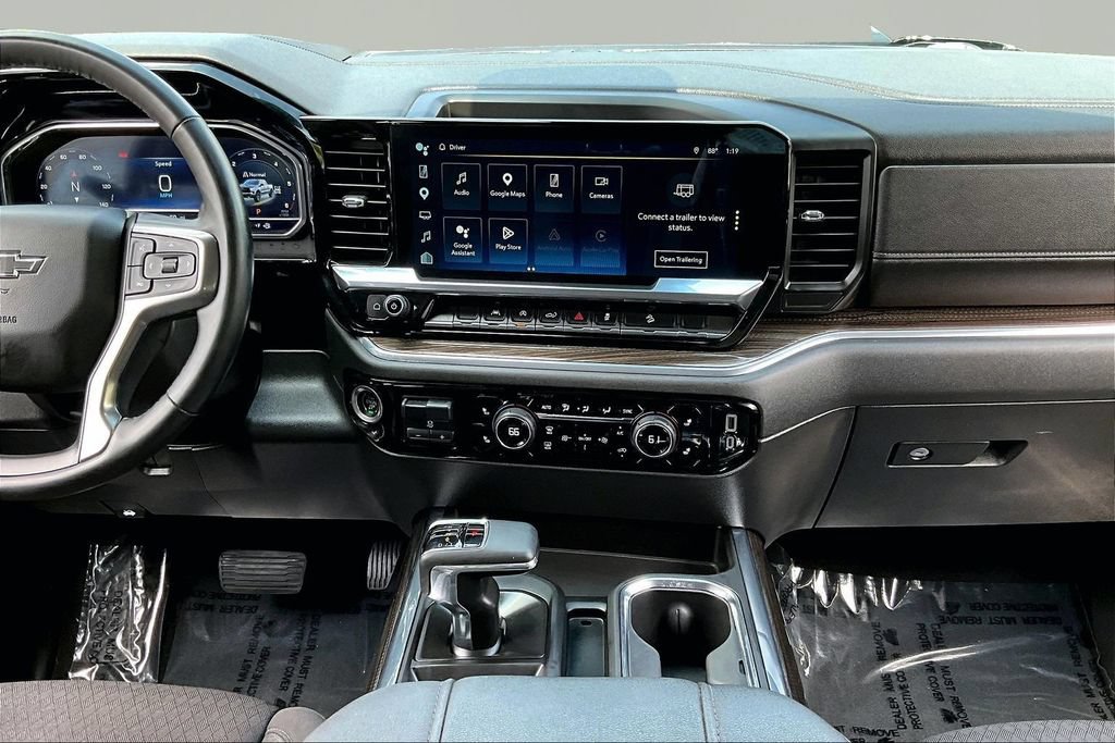 Used 2023 Chevrolet Silverado 1500 LT Trail Boss w/ Convenience Package II AWD/4WD image 11
