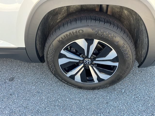 New 2026 Volkswagen Atlas SE FWD image 25