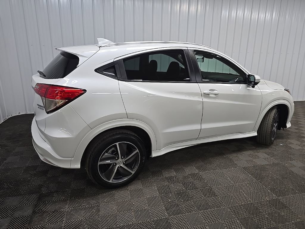 Used 2019 Honda HR-V Touring image 3