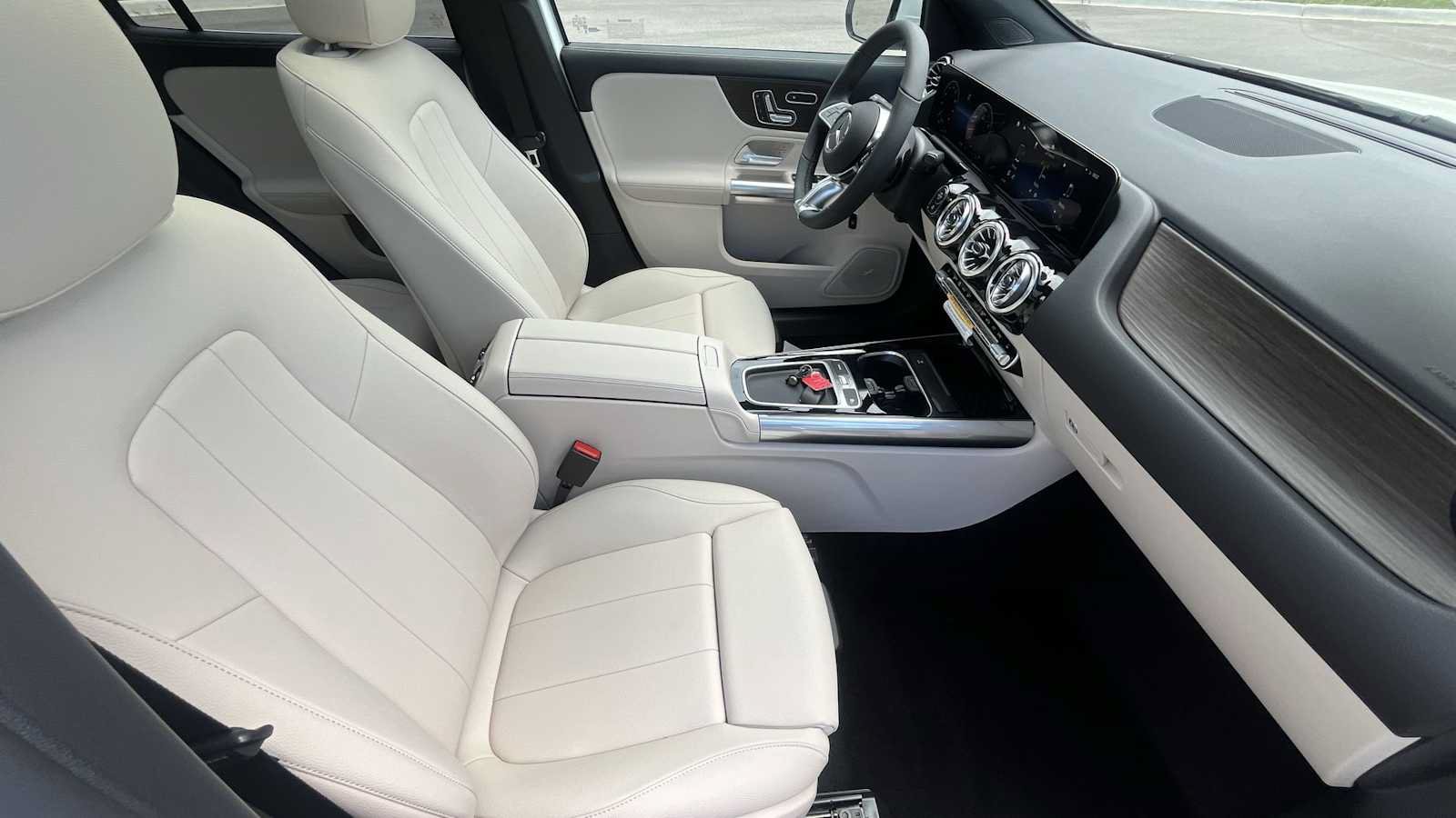Used 2026 Mercedes-Benz GLA 250 4MATIC image 10
