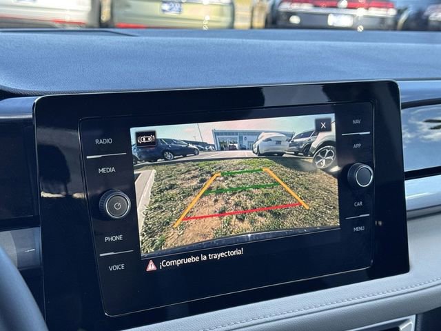 New 2026 Volkswagen Taos SEL image 19