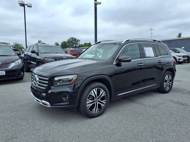 Used 2024 Mercedes-Benz GLB 250 4MATIC image 1