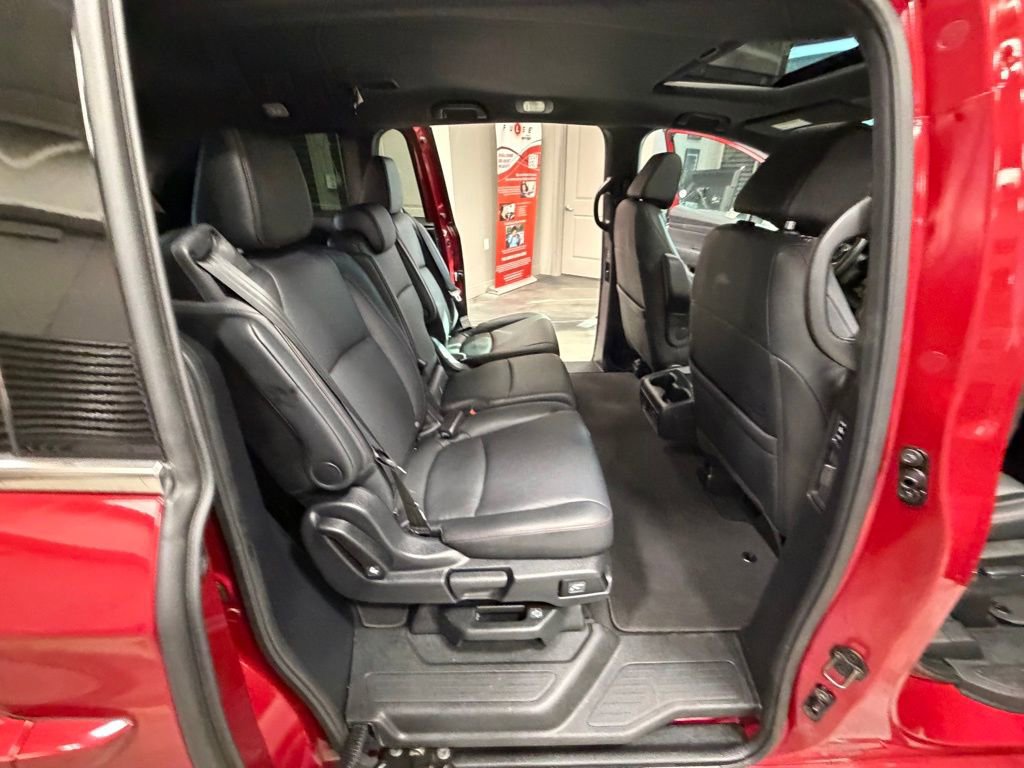 Used 2025 Honda Odyssey Sport-L image 46