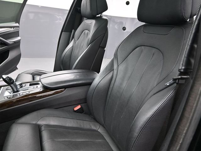 Used 2017 BMW X5 xDrive50i AWD/4WD image 17