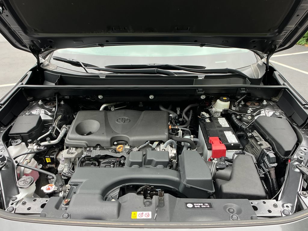 Used 2022 Toyota RAV4 XLE w/ Convenience Package AWD/4WD image 22