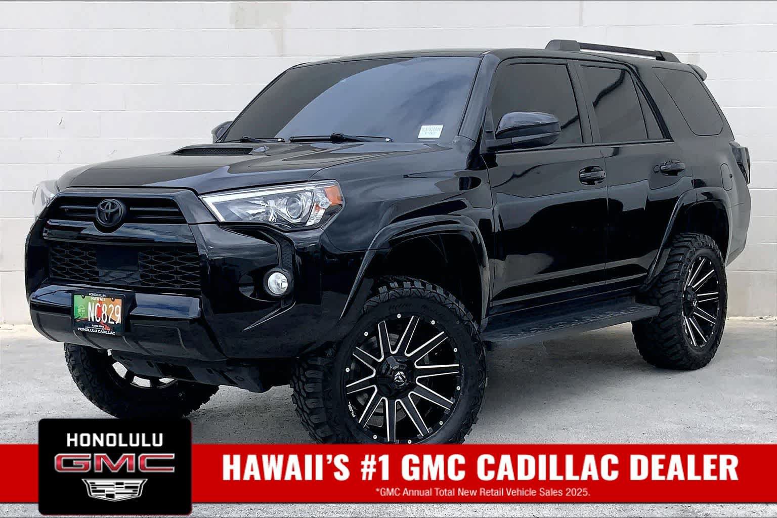 Used 2020 Toyota 4Runner TRD Off-Road AWD/4WD image 1