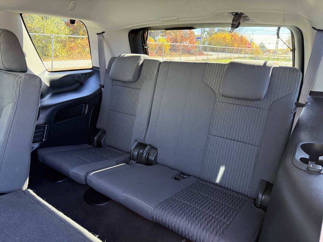 Used 2015 GMC Yukon SLE w/ Convenience Package image 14