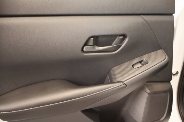 Used 2024 Nissan Sentra SV FWD image 28