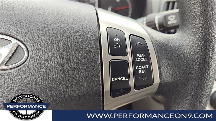 Used 2010 Hyundai Elantra GLS image 16