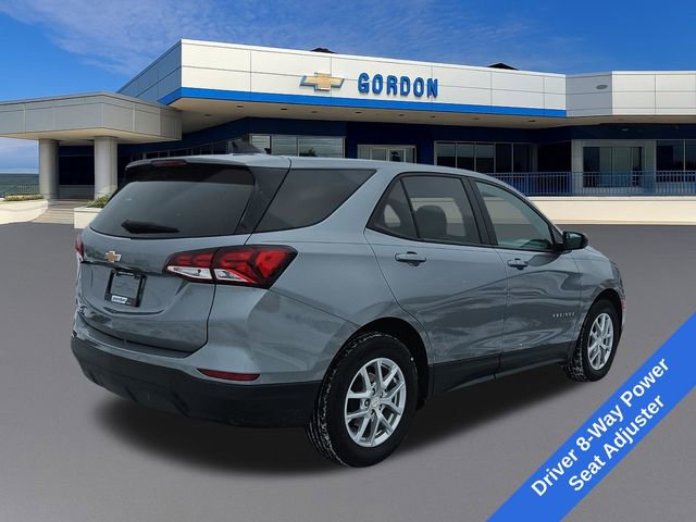 Used 2023 Chevrolet Equinox LS w/ LS Convenience Package image 9