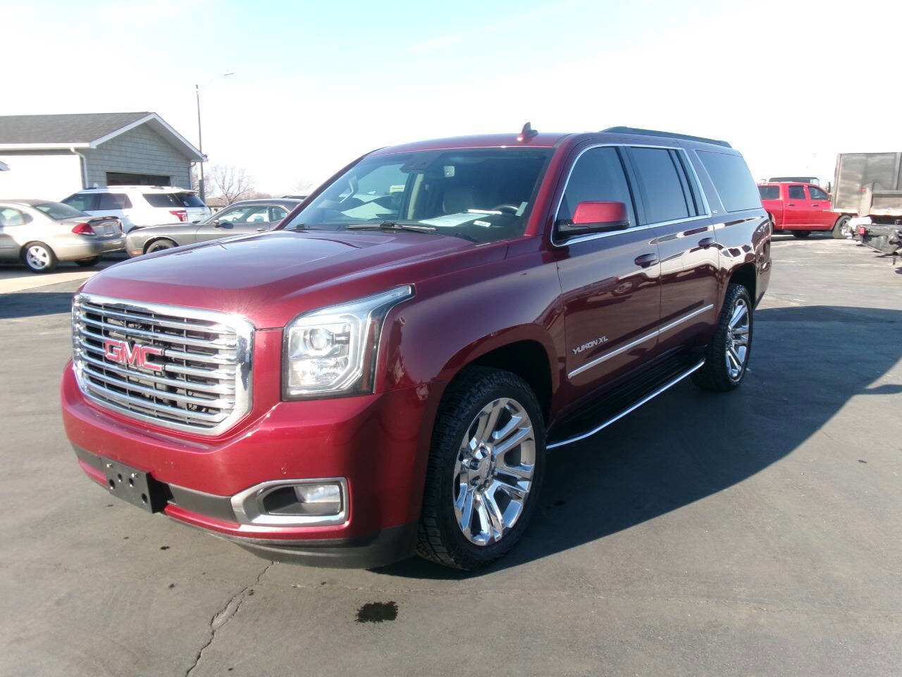 Used 2019 GMC Yukon XL SLT w/ Premium Edition image 8