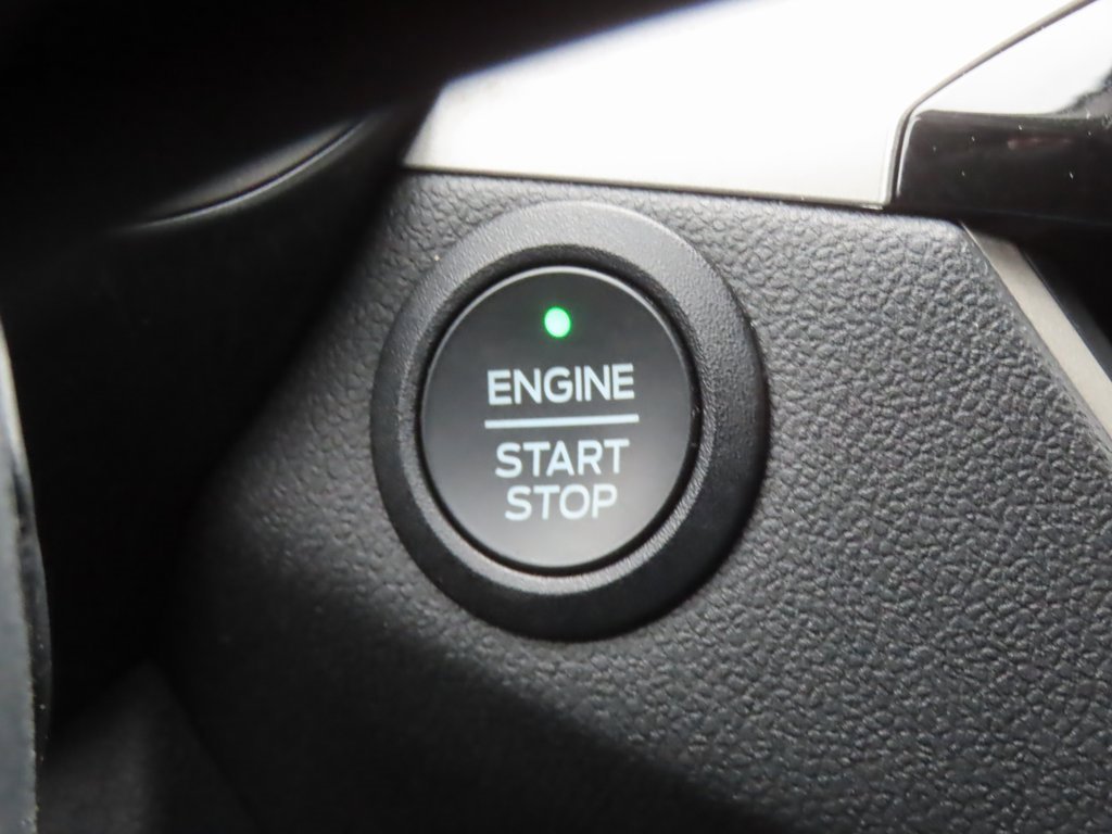 Used 2022 Ford Escape SEL image 8