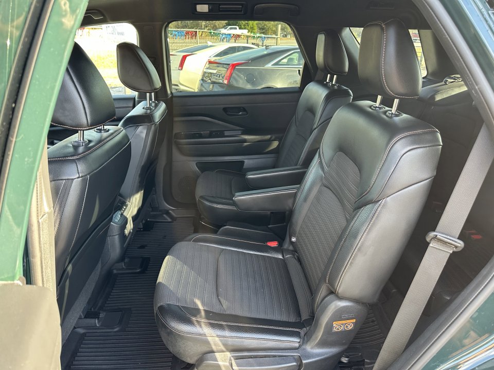 Used 2023 Nissan Pathfinder Rock Creek image 15