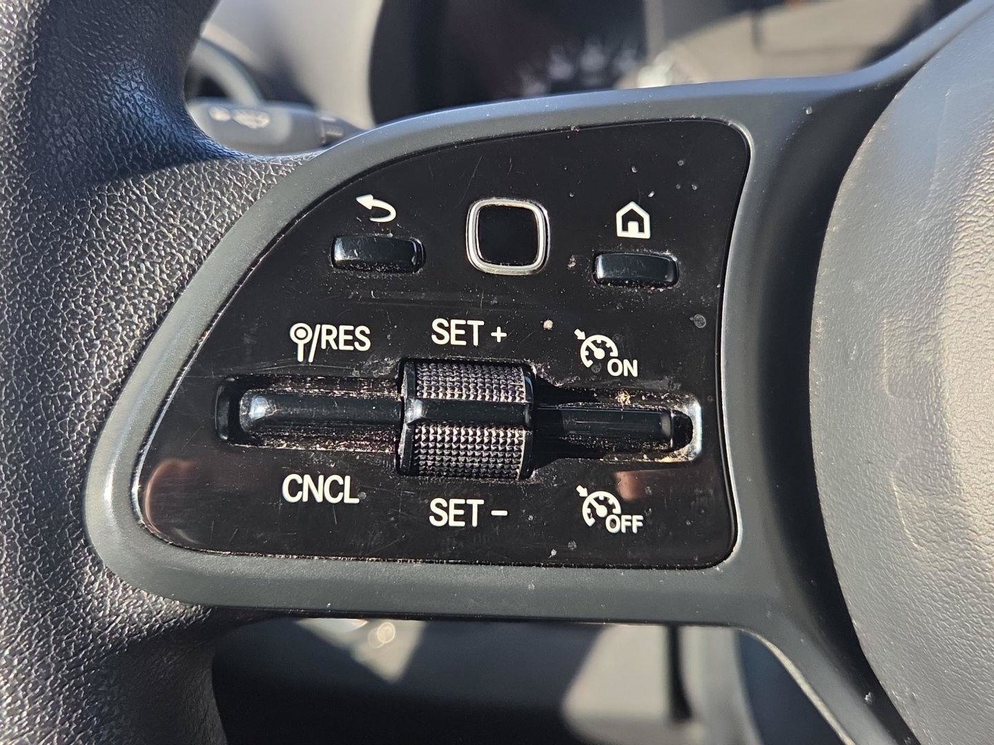 Used 2019 Mercedes-Benz Sprinter 2500 image 18