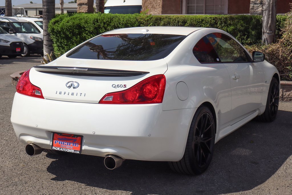 Used 2015 INFINITI Q60 Sport Limited image 9