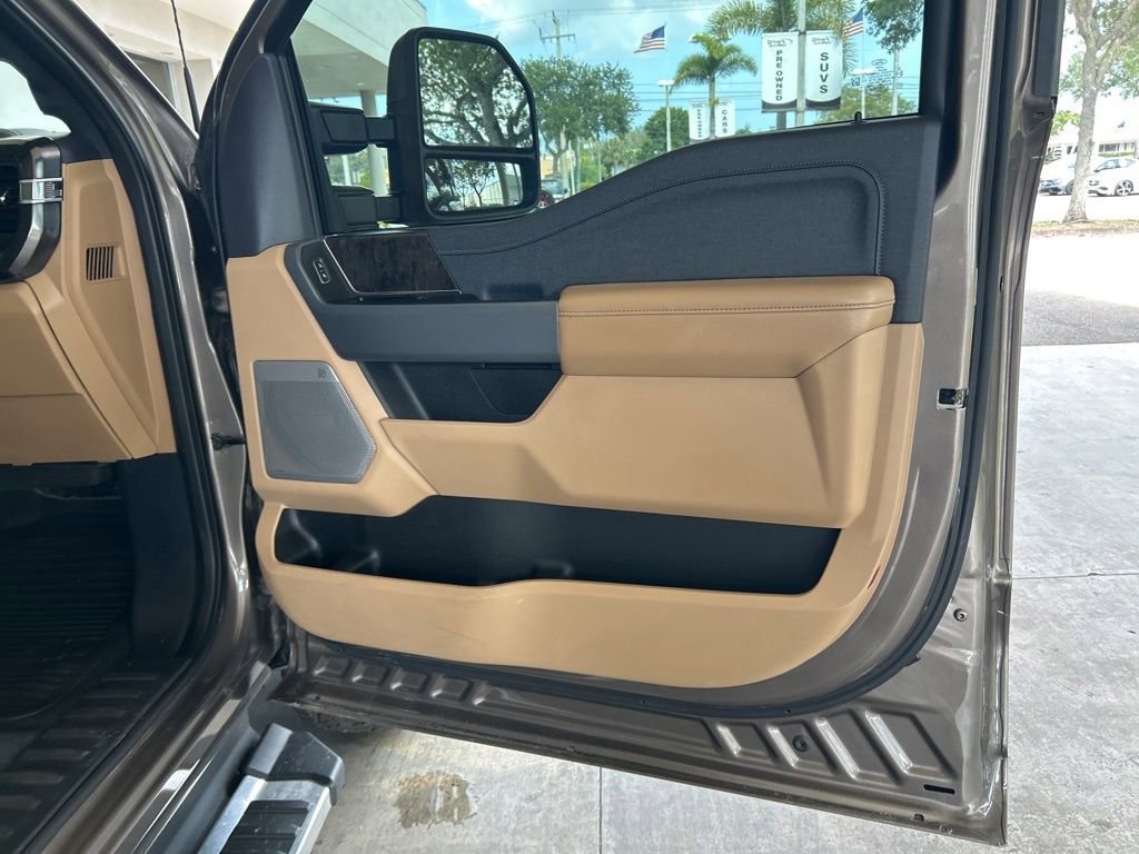 Used 2023 Ford F350 Lariat AWD/4WD image 30