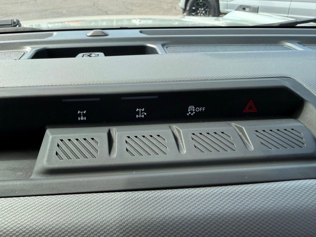 Used 2024 Ford Bronco Black Diamond image 20