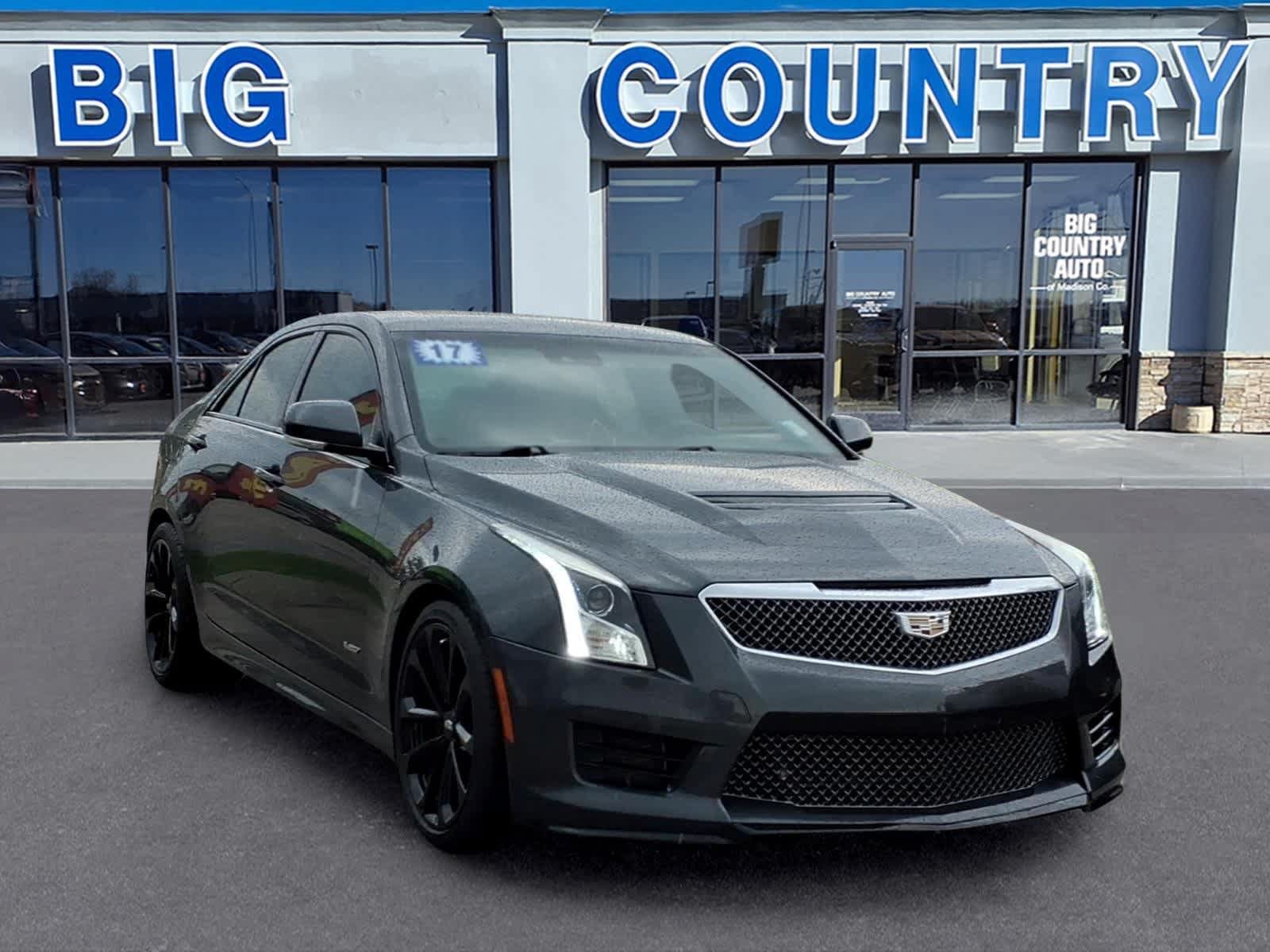 Used 2017 Cadillac ATS V w/ Luxury Package RWD image 3