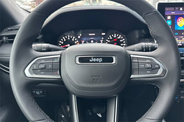 Used 2024 Jeep Compass Latitude w/ Convenience Group image 26