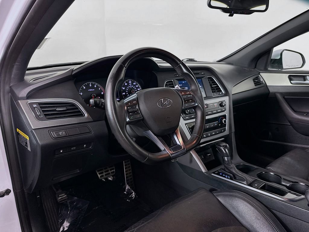 Used 2017 Hyundai Sonata Sport 2.0T FWD image 10
