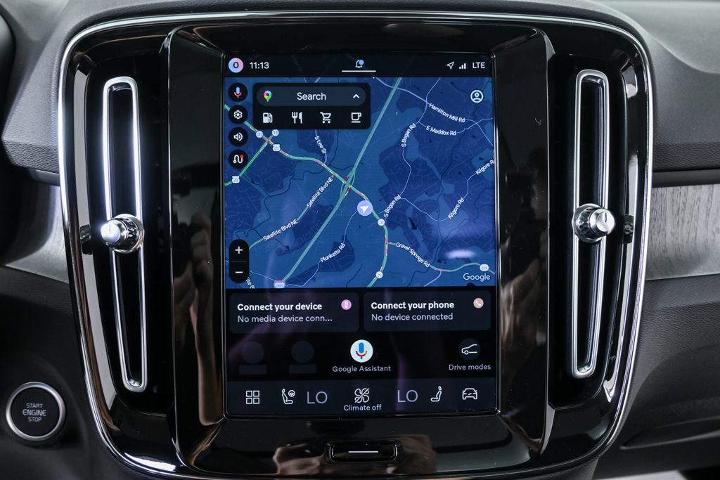 New 2026 Volvo XC40 B4 Plus w/ Protection Package Premier image 14