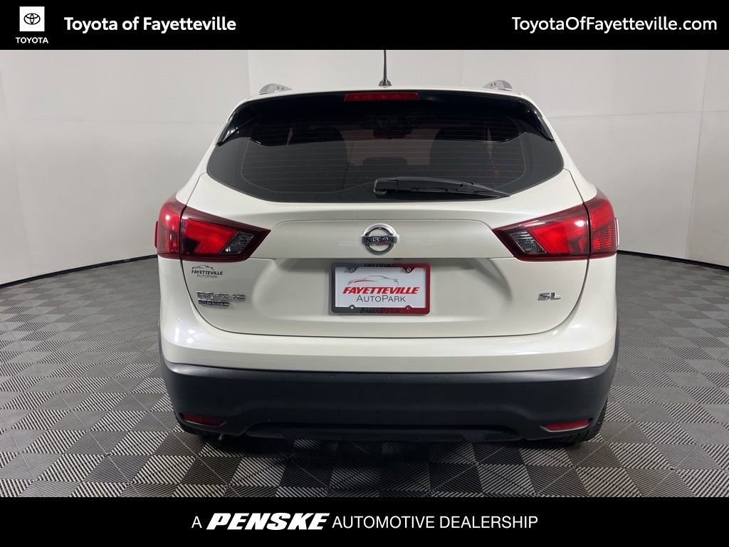 Used 2017 Nissan Rogue Sport SL w/ SL Premium Package image 4