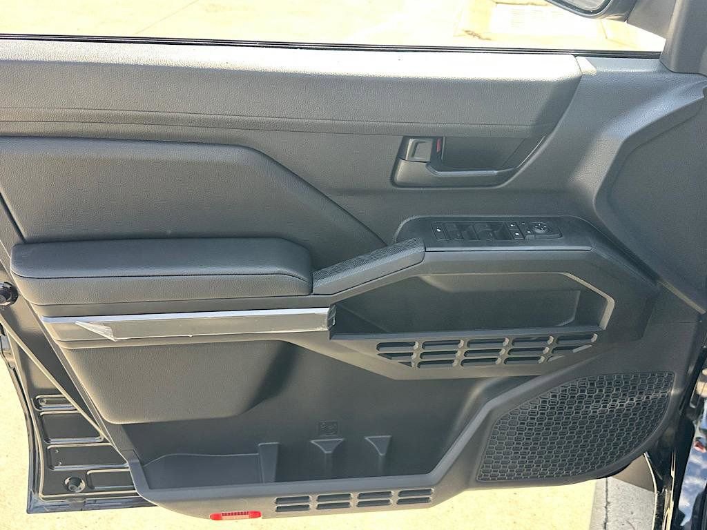 New 2026 Toyota Tacoma SR5 image 8