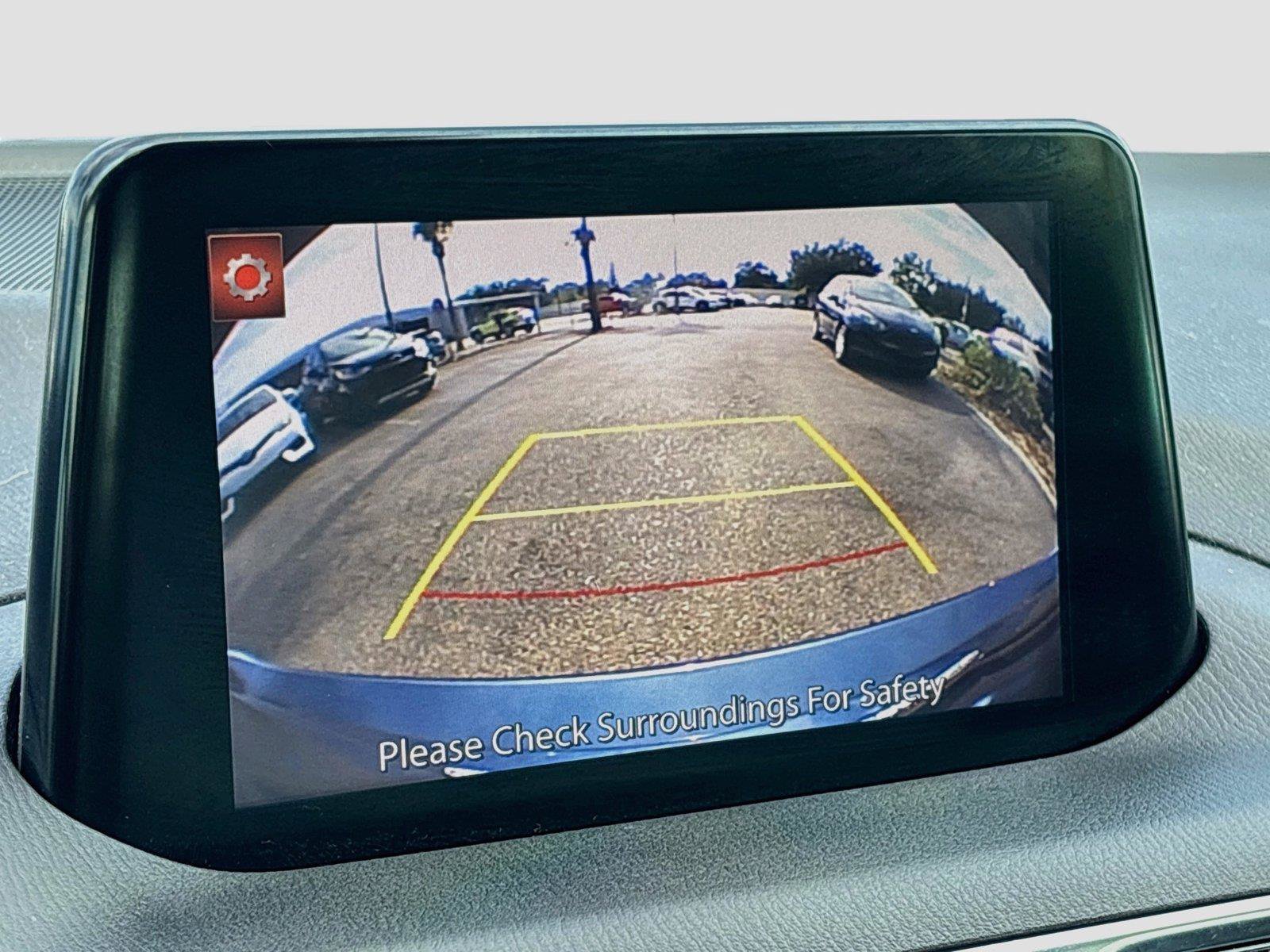 Used 2018 MAZDA MAZDA3 Grand Touring FWD image 13