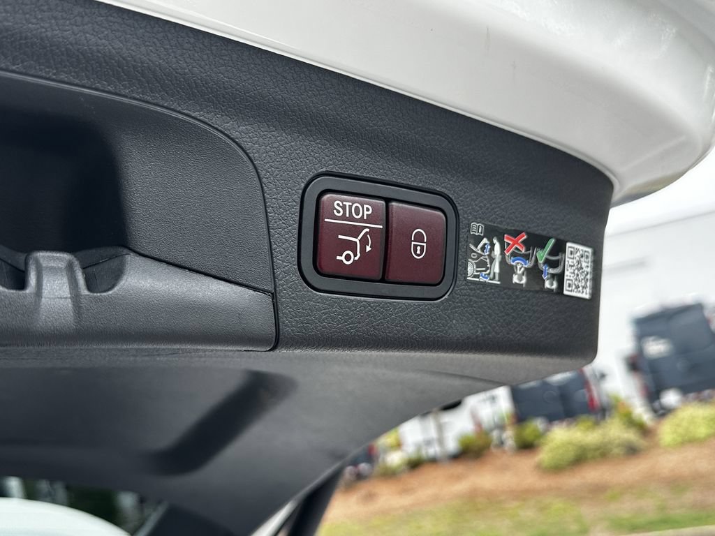 Certified 2025 Mercedes-Benz GLE 350 4MATIC image 22