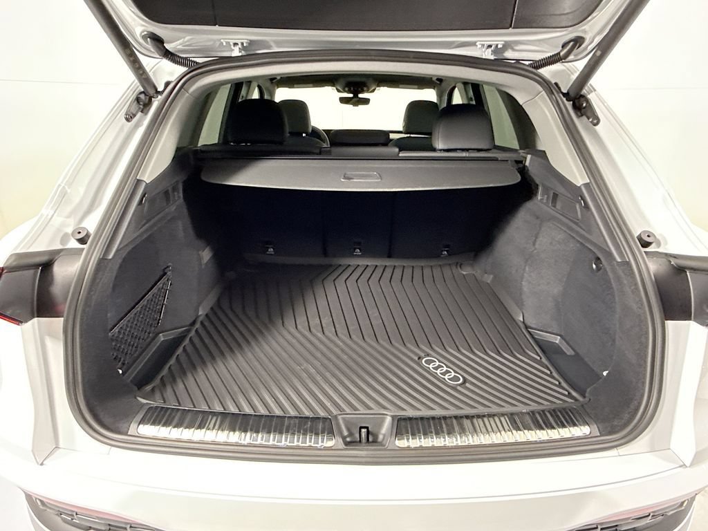 Used 2026 Audi Q5 Premium w/ Convenience Package AWD/4WD image 30