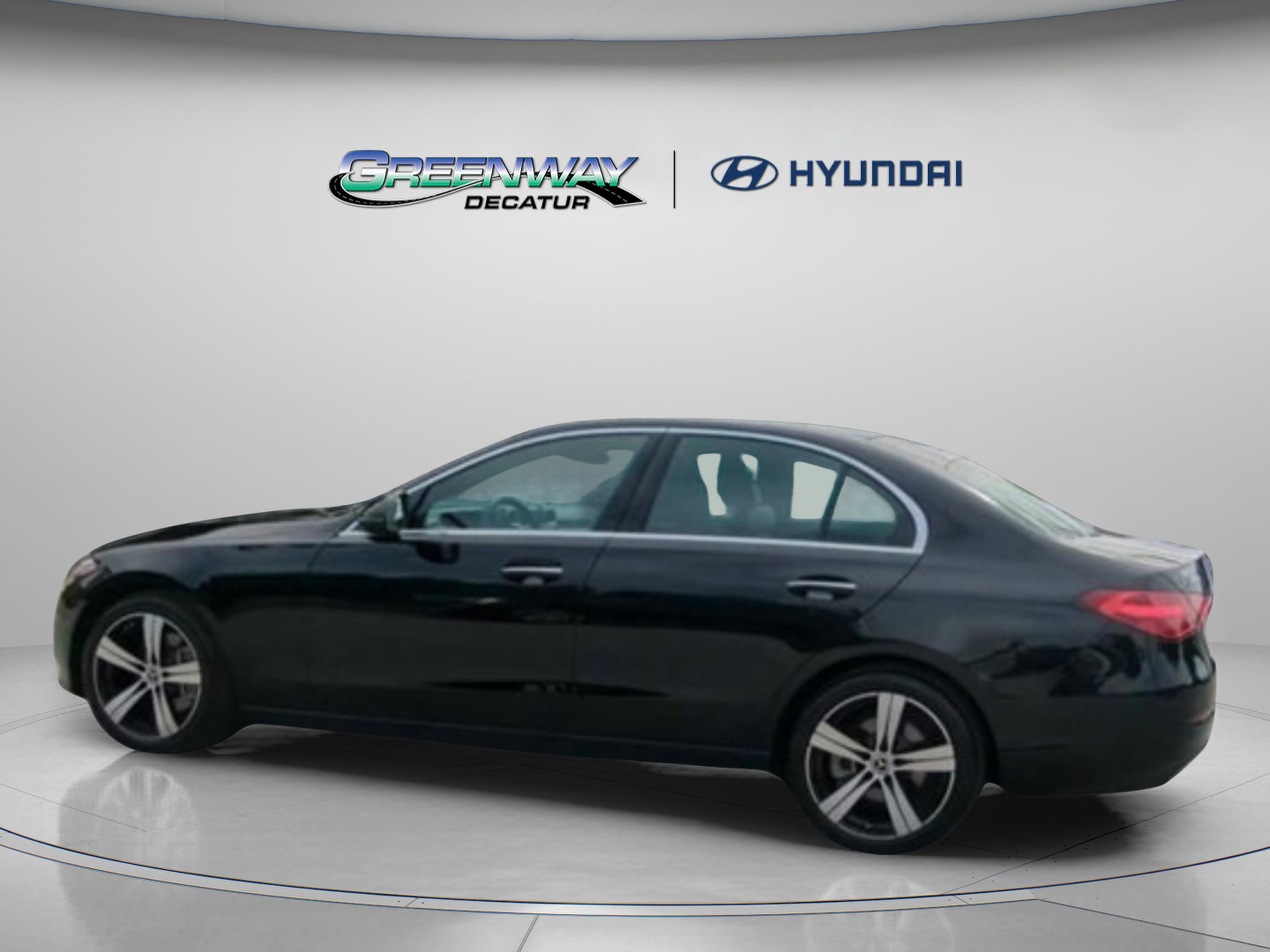 Used 2025 Mercedes-Benz C 300 Sedan image 16