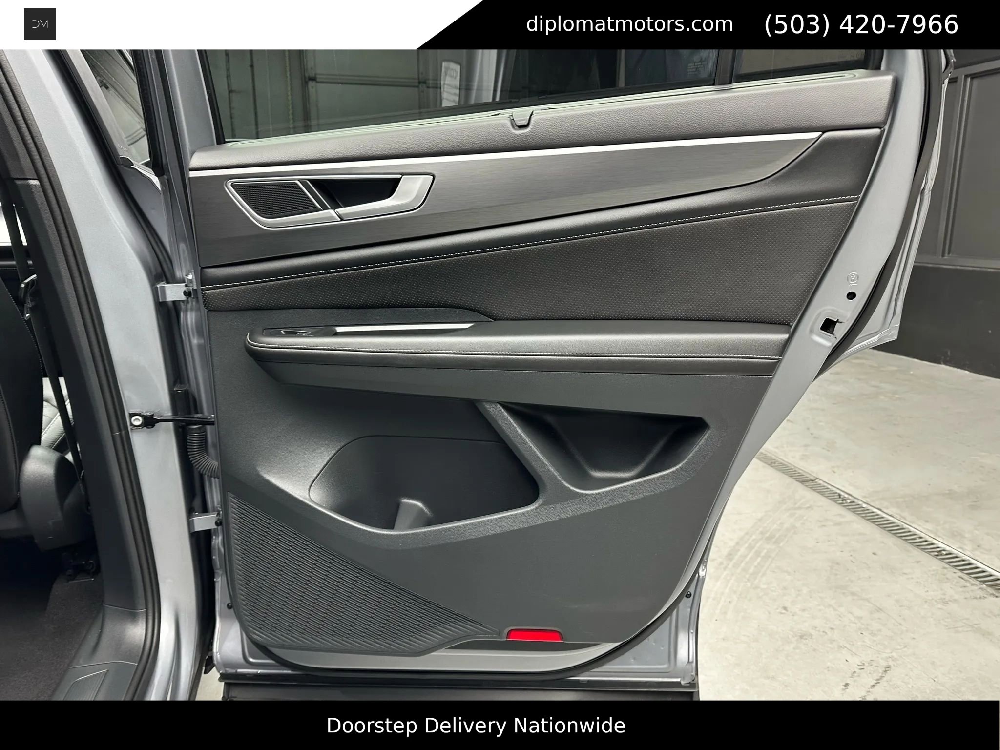 Used 2024 Volkswagen Atlas Cross Sport SE image 37