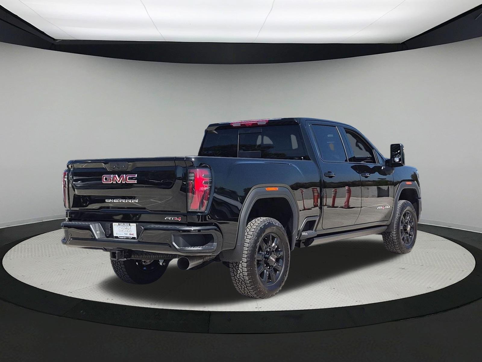 New 2026 GMC Sierra 2500 AT4 w/ AT4 Premium Plus Package AWD/4WD image 5