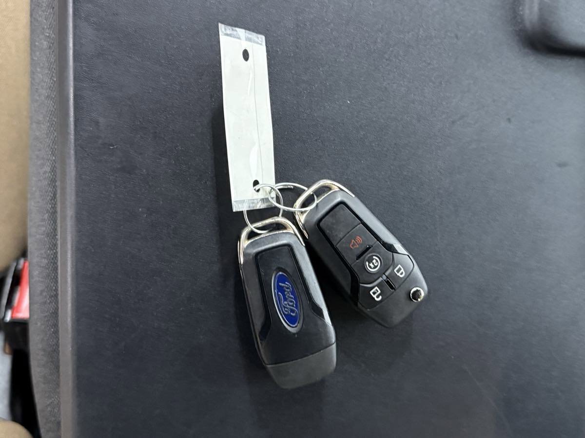 Used 2022 Ford F150 XLT image 34