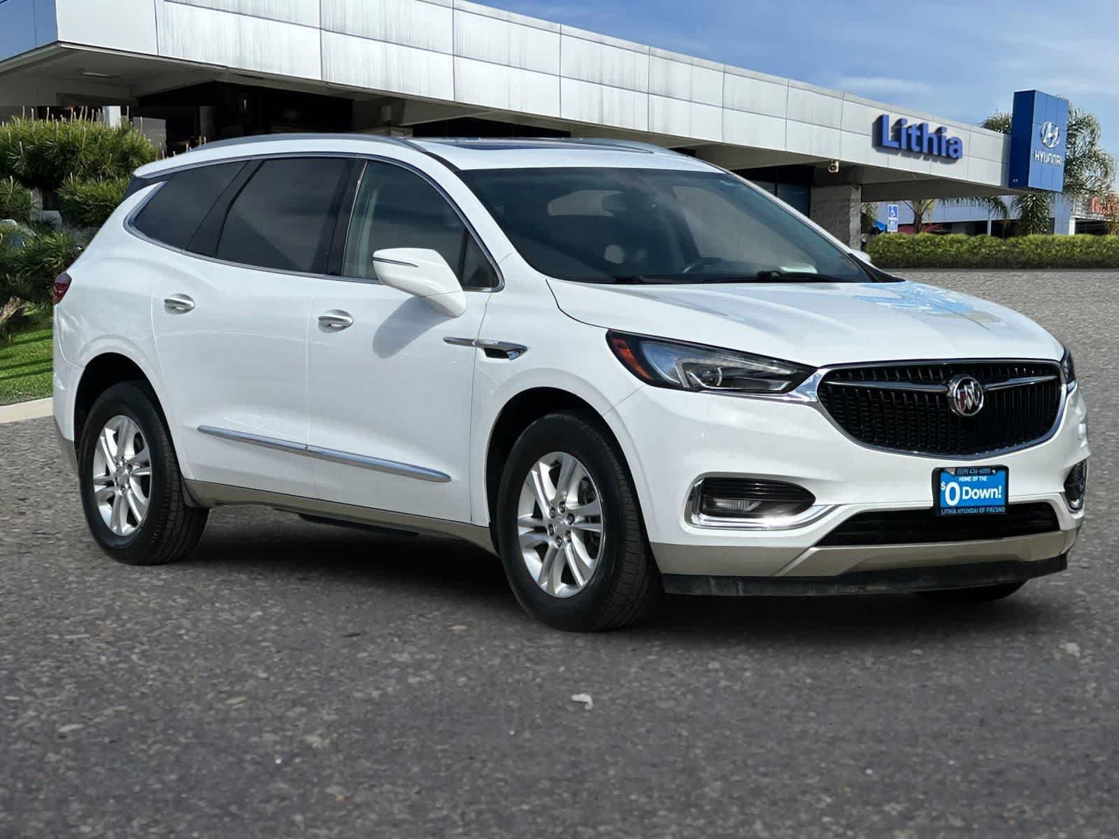 Used 2020 Buick Enclave Essence w/ Sound and Sites Package AWD/4WD image 10